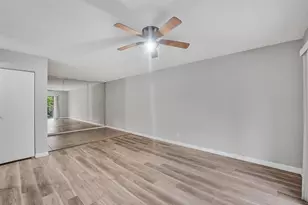 555 SE 8th St, Deerfield Beach, FL 33441 - Photo 3