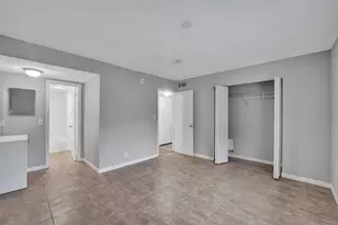 555 SE 8th St, Deerfield Beach, FL 33441 - Photo 7