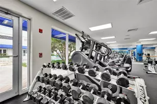 6001 N Ocean Dr, Hollywood, FL 33019 - Photo 57