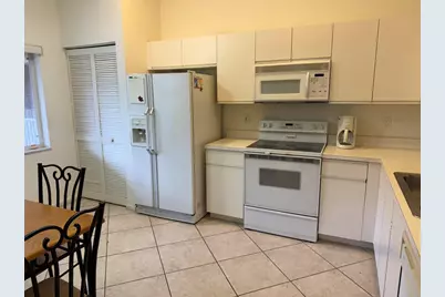 5914 Regal Glen Drive #205, Boynton Beach, FL 33437 - Photo 3