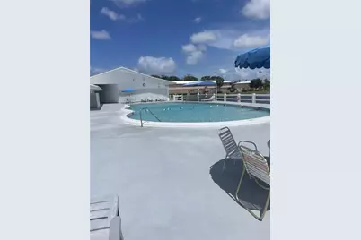 815 SW 10th Terrace #21V, Hallandale Beach, FL 33009 - Photo 11