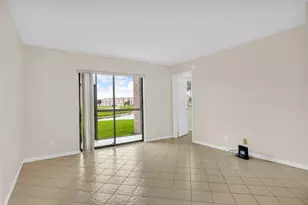 10304 Sunrise Lakes Blvd, Sunrise, FL 33322 - Photo 13