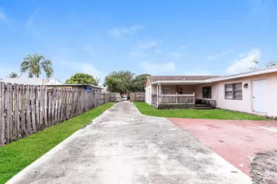 2903 Apalachee Road, West Palm Beach, FL 33406 - Photo 17