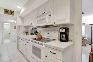 330 SE 20th Ave, Deerfield Beach, FL 33441 - Photo 21