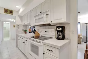 330 SE 20th Ave, Deerfield Beach, FL 33441 - Photo 21