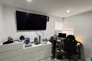 1571 NE 28th Ct, Pompano Beach, FL 33064 - Photo 11