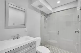 95 N Birch Rd, Fort Lauderdale, FL 33304 - Photo 13