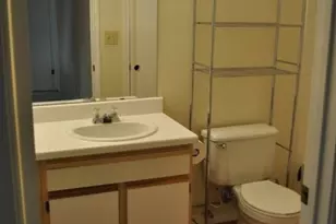 2465 NW 33rd St, Oakland Park, FL 33309 - Photo 25