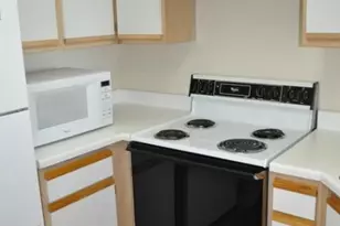 2465 NW 33rd St, Oakland Park, FL 33309 - Photo 35