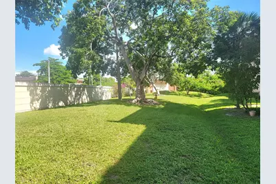 8120 SW 24th Street #103, North Lauderdale, FL 33068 - Photo 7