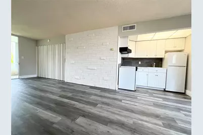 777 SE 2nd Avenue #A102, Deerfield Beach, FL 33441 - Photo 3