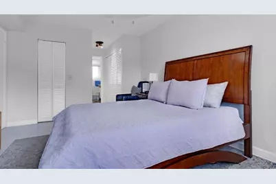 9581 Sunrise Lakes Boulevard #309, Sunrise, FL 33322 - Photo 13