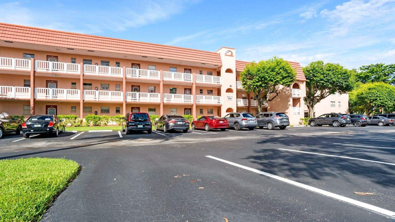 9581 Sunrise Lakes Blvd #309 - 9581 Sunrise Lakes Blvd #309, Sunrise, FL 33322 Luxury Property | Jose Angel Pina