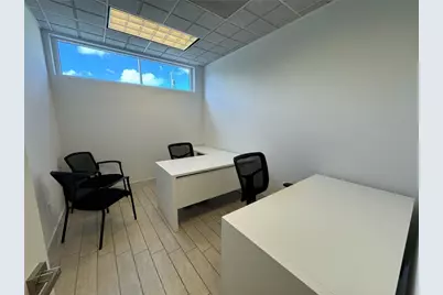 2719 Hollywood Boulevard, Hollywood, FL 33020 - Photo 9