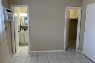 5168 NE 6th Ave, Fort Lauderdale, FL 33334 - Photo 13