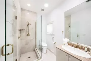 438 Coconut Isle Dr, Fort Lauderdale, FL 33301 - Photo 21