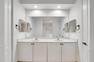 454 SW 147th Ave, Pembroke Pines, FL 33027 - Photo 23