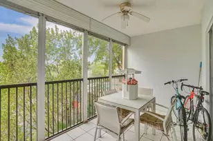 2208 S Cypress Bend Dr, Pompano Beach, FL 33069 - Photo 13