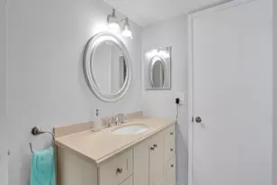 2208 S Cypress Bend Dr, Pompano Beach, FL 33069 - Photo 27