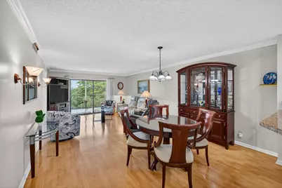 2205 S Cypress Bend Drive #505, Pompano Beach, FL 33069 - Photo 11