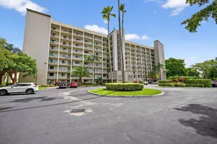 2205 S Cypress Bend Dr, Pompano Beach, FL 33069 - Photo 77