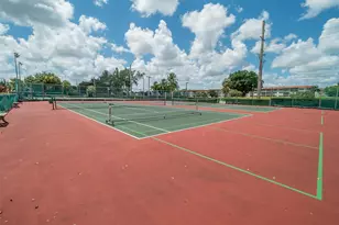 820 S Hollybrook Dr, Pembroke Pines, FL 33025 - Photo 39