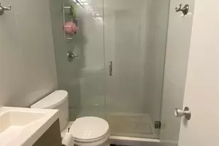 2100 NE 38th St, Pompano Beach, FL 33064 - Photo 15