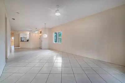 10152 Lombardy Drive #10152, Tamarac, FL 33321 - Photo 7