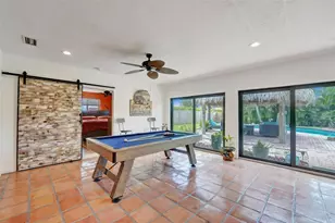 60 SE 10th St, Pompano Beach, FL 33060 - Photo 9