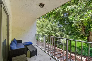 2236 Nova Village Dr, Davie, FL 33317 - Photo 33