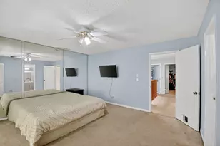 2236 Nova Village Dr, Davie, FL 33317 - Photo 27