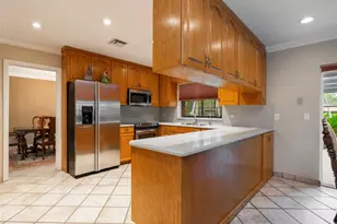 6556 NW 87th Ave, Parkland, FL 33067 - Photo 9