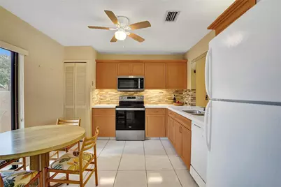 5658 Parkwalk Circle, Boynton Beach, FL 33472 - Photo 11