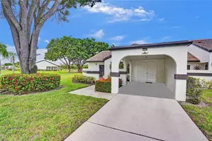 5658 Parkwalk Cir E, Boynton Beach, FL 33472 - Photo 35