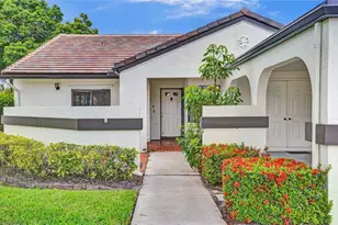 5658 Parkwalk Circle E, Boynton Beach, FL 33472 - Photo 1