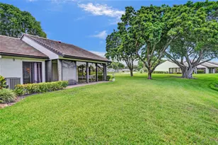 5658 Parkwalk Circle E, Boynton Beach, FL 33472 - Photo 39