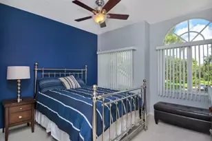676 W Palm Aire Dr, Pompano Beach, FL 33069 - Photo 23
