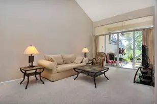 676 W Palm Aire Dr, Pompano Beach, FL 33069 - Photo 21