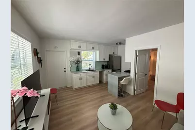 1315 SE 2nd Street #REAR WEST, Fort Lauderdale, FL 33301 - Photo 3
