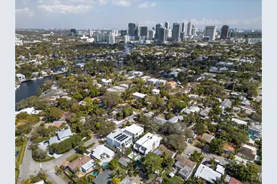 811 SW 10th Terrace, Fort Lauderdale, FL 33315 - Photo 37