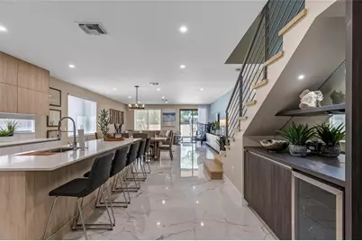 811 SW 10th Terrace, Fort Lauderdale, FL 33315 - Photo 5