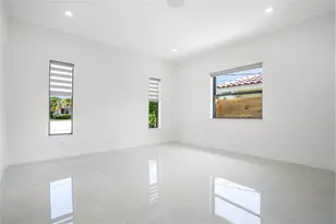 5641 Bayview Dr, Fort Lauderdale, FL 33308 - Photo 39