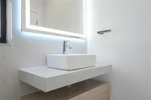 5641 Bayview Dr, Fort Lauderdale, FL 33308 - Photo 61