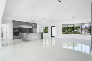 5641 Bayview Dr, Fort Lauderdale, FL 33308 - Photo 63