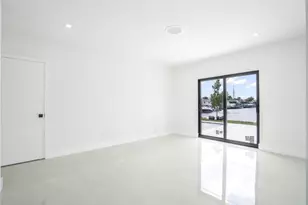 5641 Bayview Dr, Fort Lauderdale, FL 33308 - Photo 57