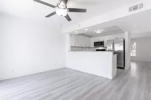 7500 NW 75th St, Tamarac, FL 33321 - Photo 13