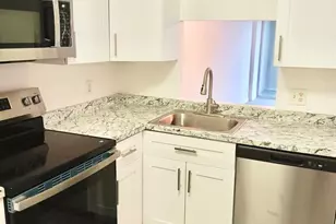 102 Royal Pk Dr, Oakland Park, FL 33309 - Photo 7