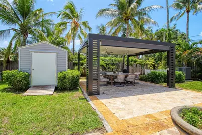 2080 NE 26th Street, Pompano Beach, FL 33064 - Photo 17