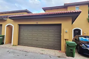 1528 SW 147th Ave, Pembroke Pines, FL 33027 - Photo 27