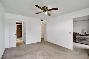 10434 Sunrise Lakes Blvd, Sunrise, FL 33322 - Photo 11